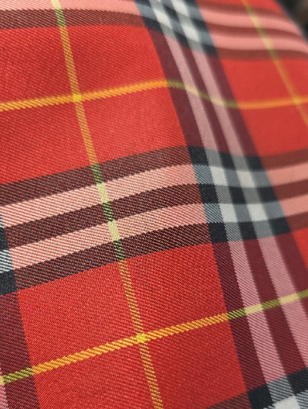 Burberry Red Plaid Shoulder Bag with Black Trim - Picture 10 of 15